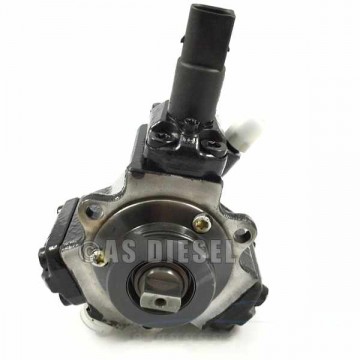 POMPE À INJECTION BOSCH 0445010013 A6110700601 - MERCEDES